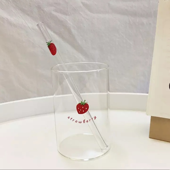 Glass cup strawberry 300ml glass straw set - Picture 1 of 4